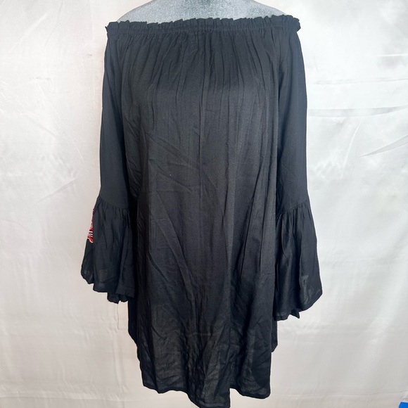 NWT Feathers Black Smocked Off the Shoulder Wide Embroidered Sleeve Dress Size L - Picture 1 of 11
